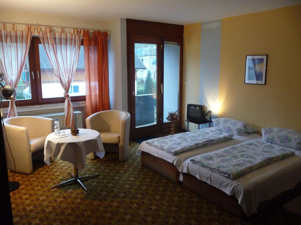 Hotel-Garni-Sonnenlay Bernkastel-Kues Værelse billede