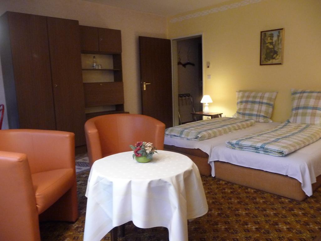 Hotel-Garni-Sonnenlay Bernkastel-Kues Værelse billede